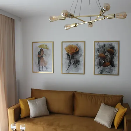 Suny With Free Underground Parking! Apartment *